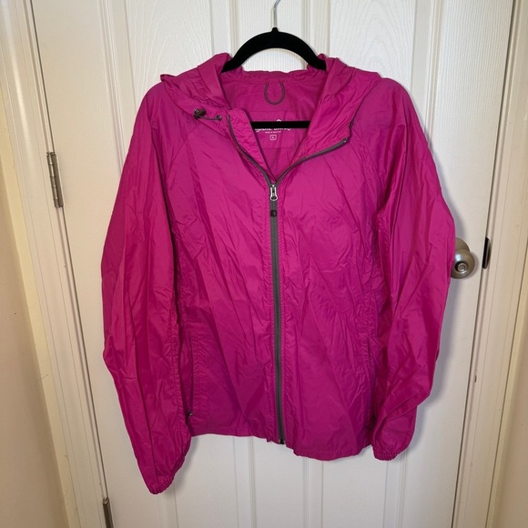 Hot pink Eddie Bauer rain jacket - Picture 1 of 8